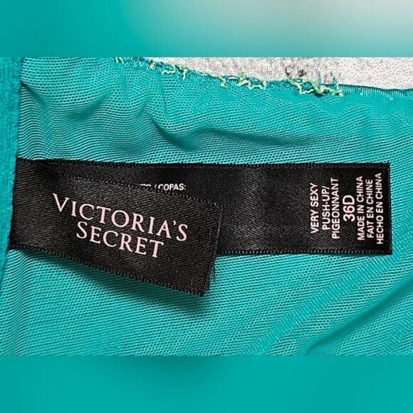 Victoria's Secret Teal Padded Lace Clasp in Front Underwire Bra Size 36D - Picture 8 of 9